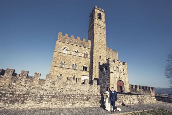 poppi castle wedding