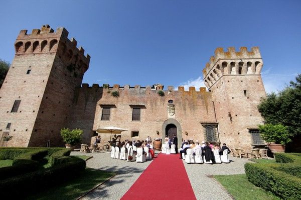 tuscany castle wedding